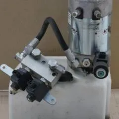 Jungheinrich 51417583 | Pumpmotor with tank and valve block 24V 2,2KW code R932010341 for EJD220 year 2016