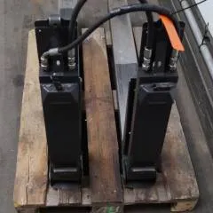 Griptech unknown | Kooi reachforks TFG2-30-1325-1075 year 2013 sn. 1334735-L forklength 1200mm load centre 725mm 1241 kg 1800mm 500kg