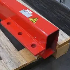 ASAV unknown | Hijsbalk Battery lifting beam 2 ton sn. 36243 outer dimensions 1100x160x80mm inner dimensions 150x70mm distance lifting hook 585-800-1010mm