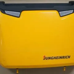 Jungheinrich 51343938 | Front engine cover complete with 51302195 Top cover with reflectors for ECE225 from year 2016