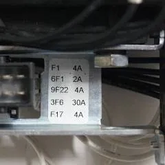 Jungheinrich 51358048 | Noodstop schakelaar Emergency disconnector 200A