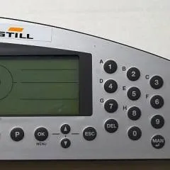 still 0009460793 | Display V1.06  HW 1,03 Sw. 1.41 399302025/0000 sn A191.00.001.819 from Still FMX14N year 2010