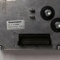 Jungheinrich 51168614 | Rij regeling Drive controller complete with internal charger AS2403iC index B Sw. 2,03 51190862 sn. SAOX00016754 from EMC year 2017